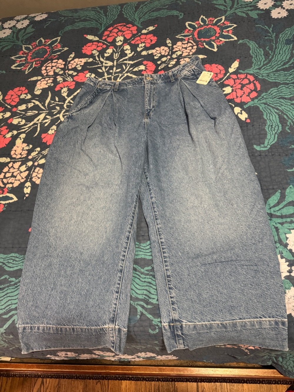 Free People Light Blue Wide Leg Cropped Jeans